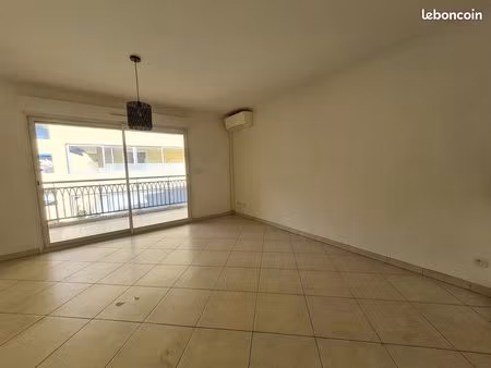 studio 1 pièce 29 m²