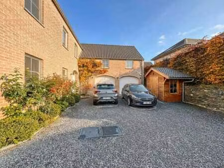 charmant studio complétement équipé dans le quartier faubour