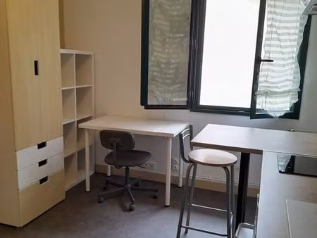 studio meublé étudiant 24