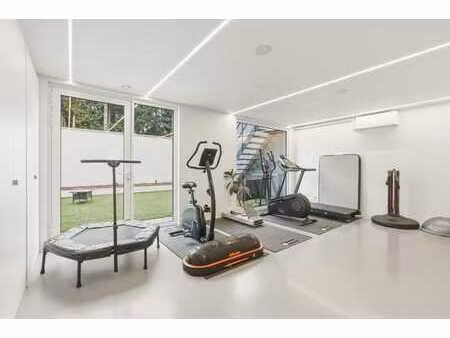 local commercial à louer à desselgem