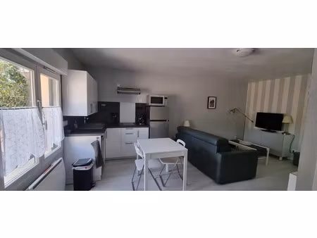 location meublée appartement 2 pièces 36 m² à auffreville-brasseuil (78930)  950 €