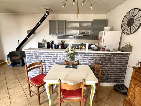 maison individuelle avec terrain et dependances