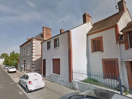 location maison 4 pièces 80 m² à lorris (45260)  690 €