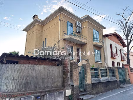 a vendre - thuir - maison de caractere avec jardin