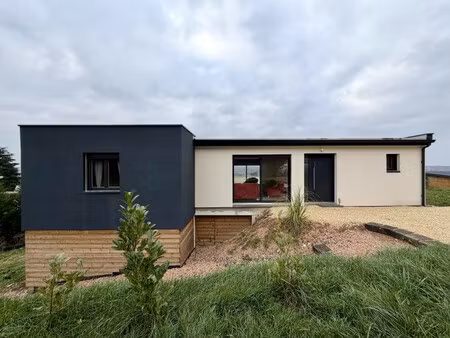maison contemporaine avec piscine et vue sur les montagnes – abrest  proche vichy