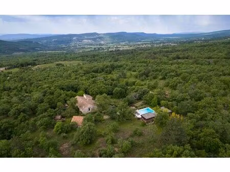 maison cruis 335 m² t-10 à vendre  1 395 000 €