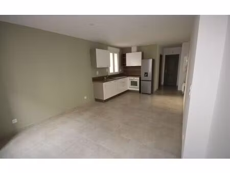 location appartement  37 m² t-2 à tonnay-charente  649 €