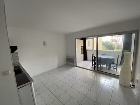 t2 de 31m2 avec terrasse cap d'agde