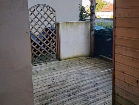 t3 / 46m² / colombes (ligne j)