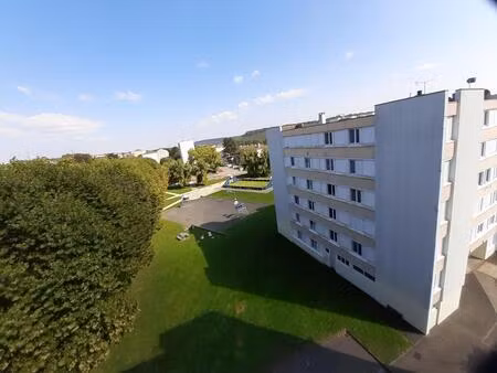 appartement 2 pieces - les chenevires - hericourt