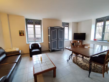 l'abresle - appartement t3 - résidence récente et sécurisée