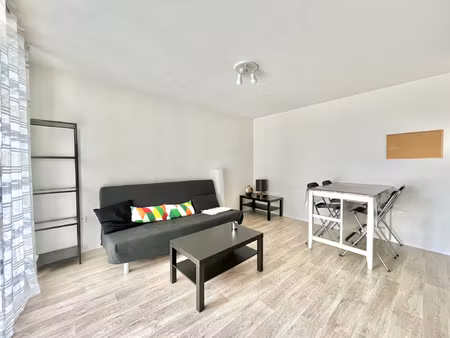 bel appartement 2 pièces avec terrasse et garage