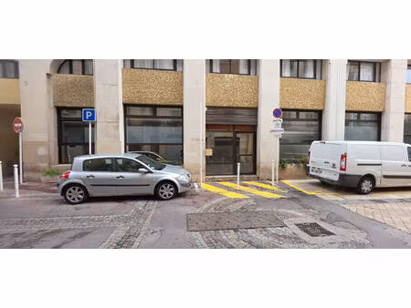 a louer - bureaux 80 m2