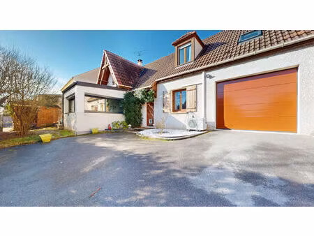 exclusivite vente maison la ville du bois 7 pièces 132 m2 - 625 m² terrain - garage - pisc