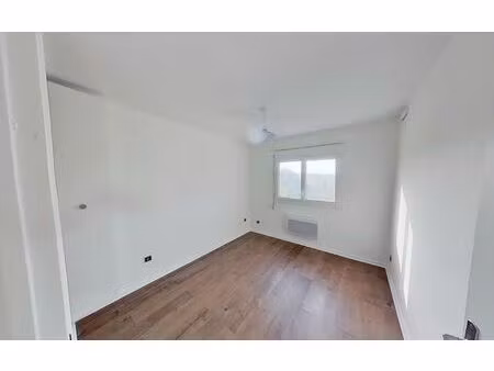 location appartement  43.01 m² t-2 à lyon 3  873 €