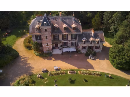 demeure de prestige asnans-beauvoisin 33 pièce(s) 1700 m2