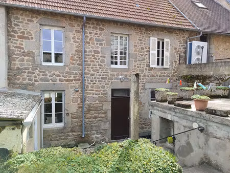 grande maison de bourg et dependances