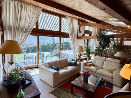 maison architecte de plain-pied de 135m2 habitable-terrain d