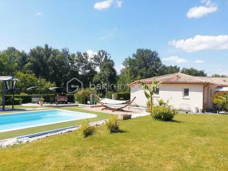 maison de 152 m² à port-sainte-foy-et-ponchapt