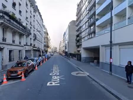 local commercial - rue stephenson - 75018