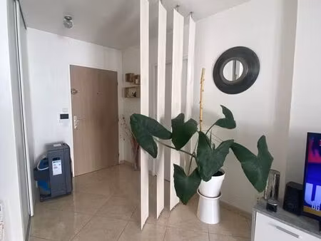 appartement 3 pièces 64 m²