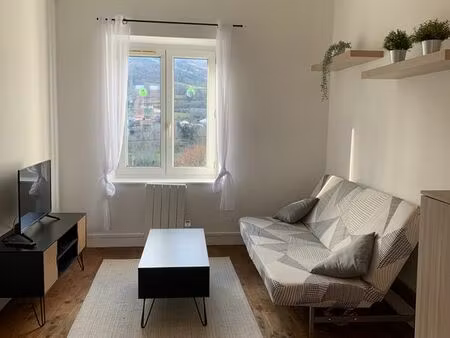 t2 de 33 m2 tout équipé