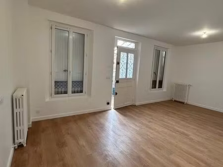 pavillon 5 pièces 59 m²