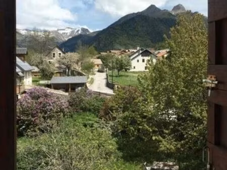 appartement/maison de village au château d'ancelle