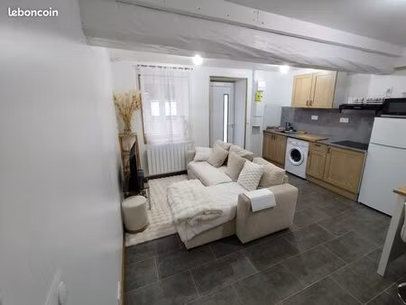 f2 rénové à neuf  proche de l’yonne