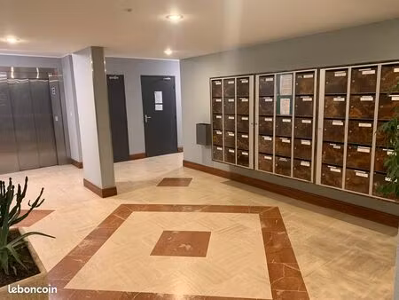 tres agreable appartement 90m2 avec garage centre ville cholet