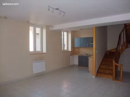 t3 duplex albi stadium + parking + cellier