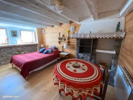 charmant studio à ancelle ( secteur châtea