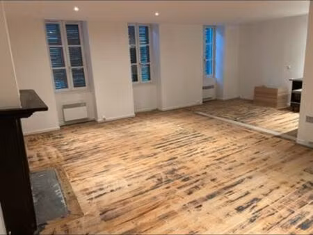 loue t3 centre ville avec jardin