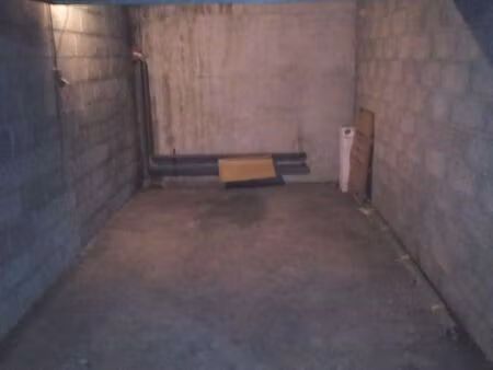 loue garage fermé perrache-charlemagne-delandine lyon 69002