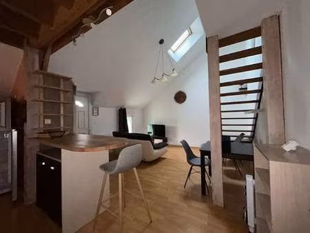 location appartement 2 pièces meublé à besné (44160) : à louer 2 pièces meublé / 46m² besn