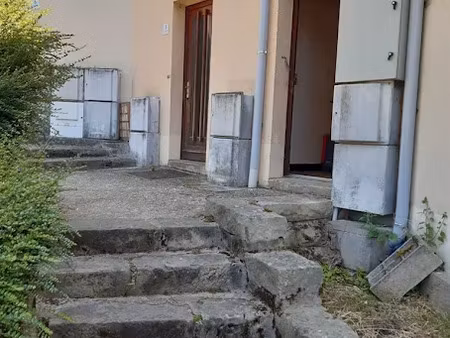 location locaux professionnels 63 m² à santeny (94440)  11 304 €