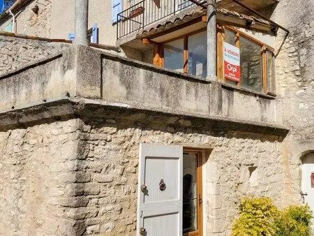 maison de village t3 de 87 m² avec belle terrasse plein sud