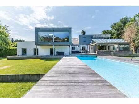 superbe villa contemporaine à la lisière du bois d'ophain