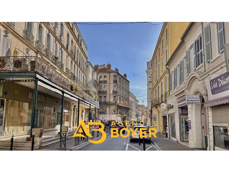exclusivite hyeres centre - ideal investisseur murs commerc