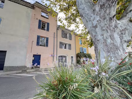 location appartement 2 pièces 49 m² à lambesc (13410)