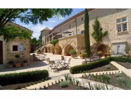 propriété barjac - 600m²