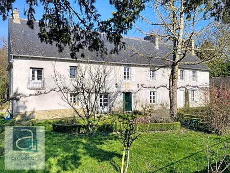 exclusivite -charmant presbytère du xixème siècle - élégante demeure de caractère au coeur