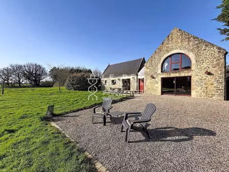sainte-hélène : maison de caractère avec vue sur la ria d'ete