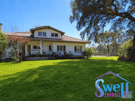 villa 185m² 9 chambres piscine garage sur 1800m2 constructibles