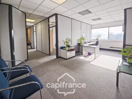 local professionnel à vendre chambery 8 pièce(s) 163m2 210 000€