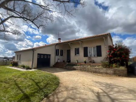 charmante maison familiale sur terrain arboré de 2 263 m2 