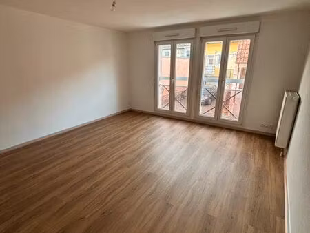 f3 – appartement 72 m² avec balcon  cave et parking souterrain