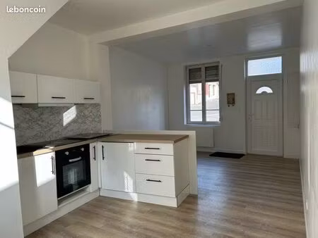 maison 3 pièces 77m2