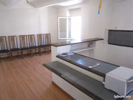 t3 de 61m² en plein centre de bessèges