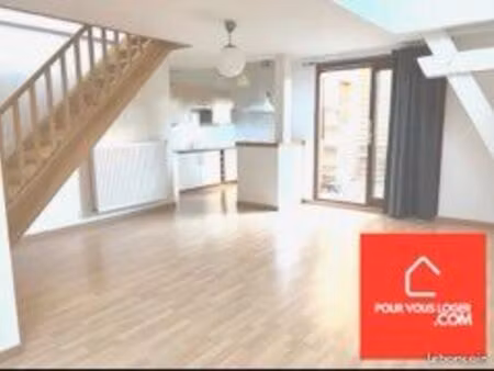 duplex 2 chambres terrasse  place de parking